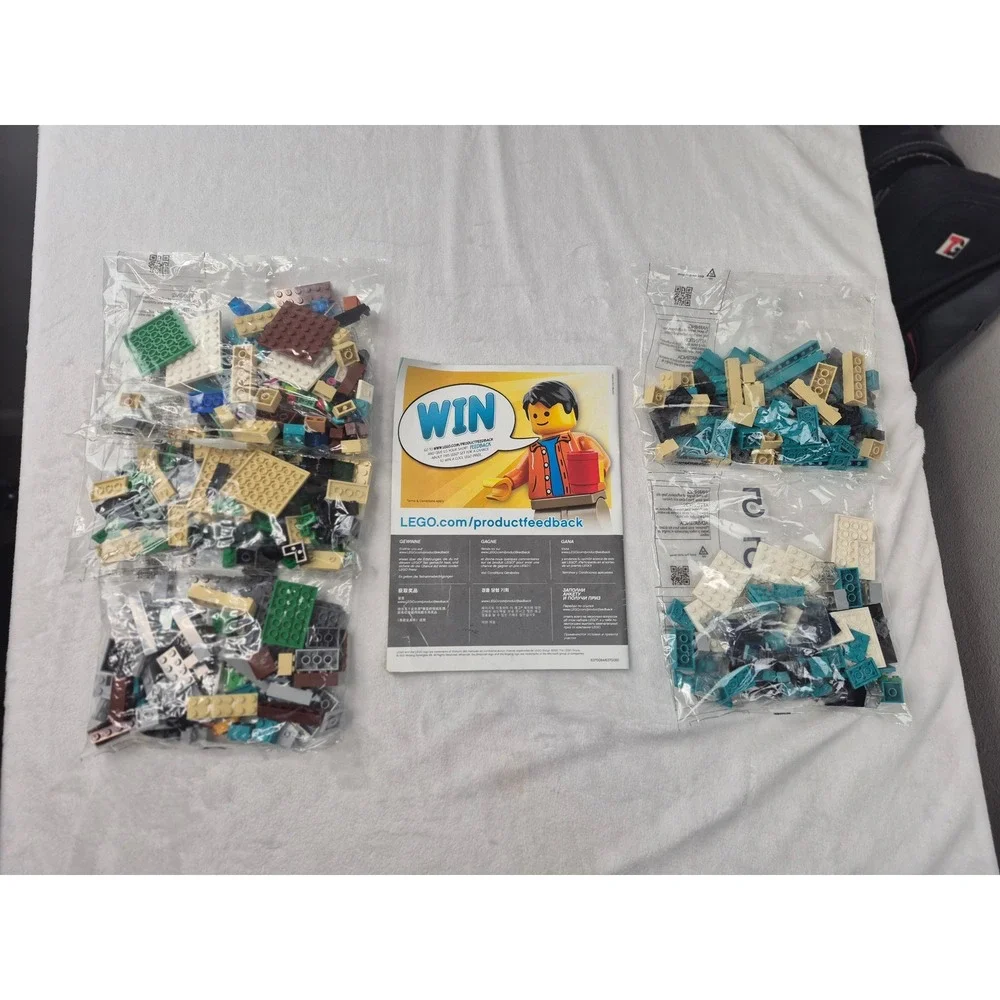 LEGO Minecraft The‎ Sky Tower 21173 Multicolor Building Set Like New